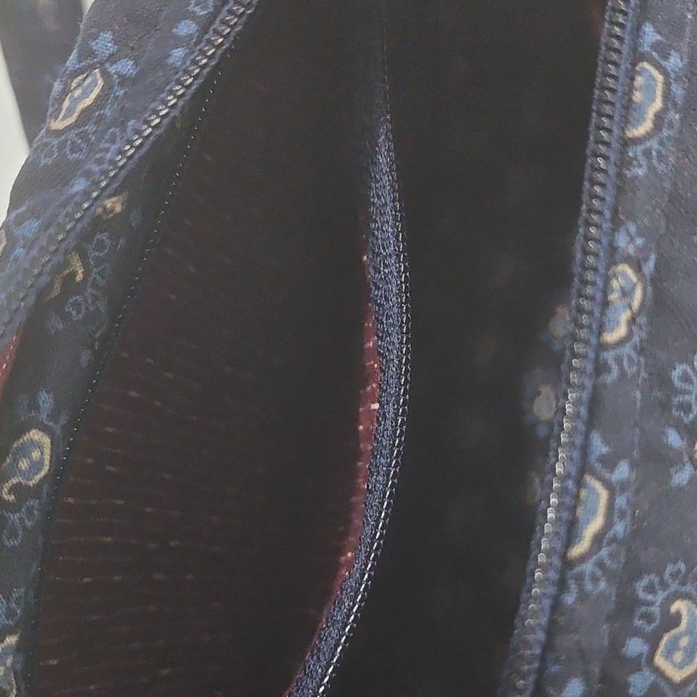 Vera Bradley Navy Blue Red Paisley Crossbody Bag Zip Closure Adjustable Strap - Picture 4 of 9